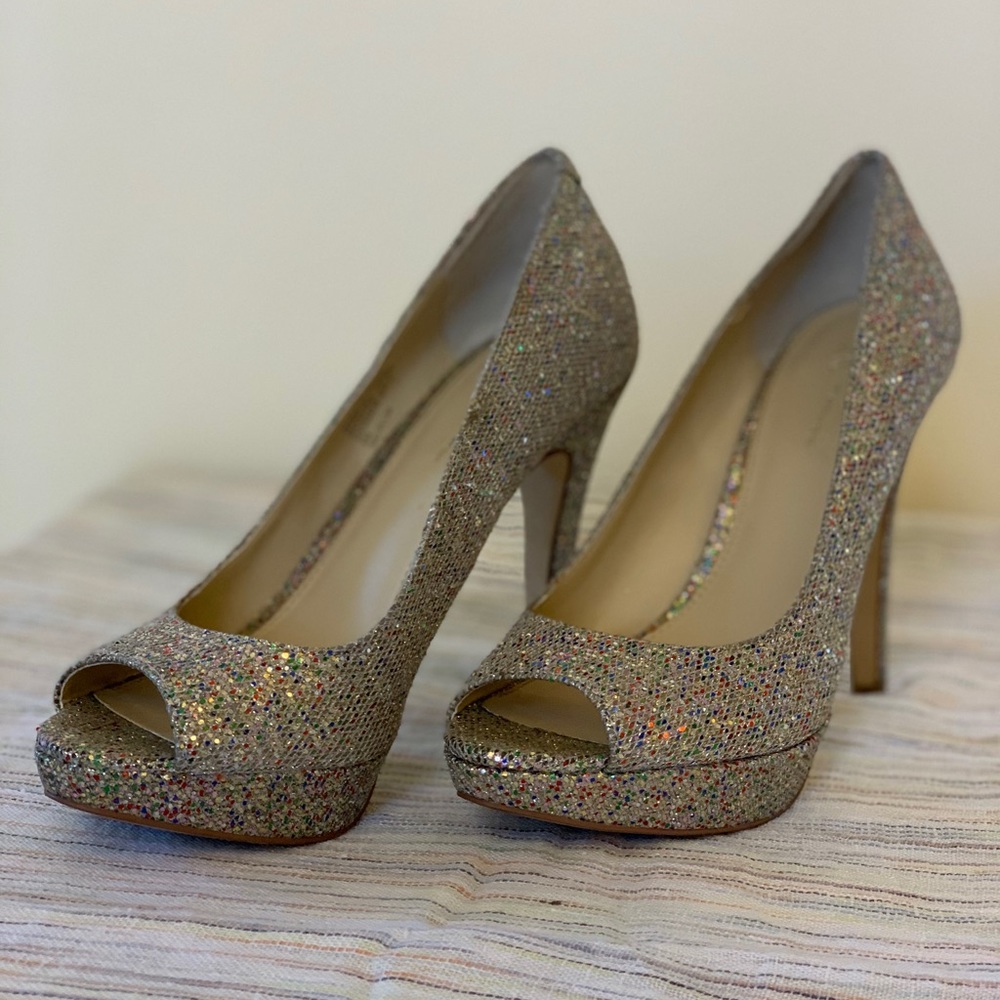 INC International Concepts Pumps